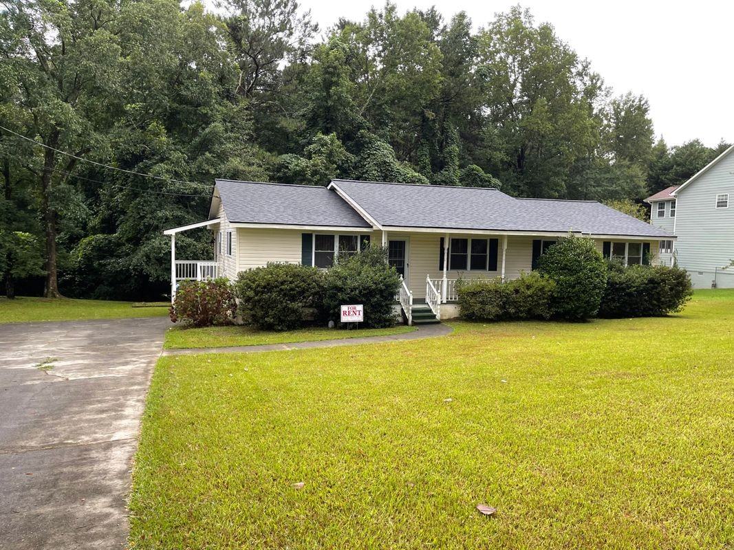 1031 Rock Springs Rd - Photo 2 of 9