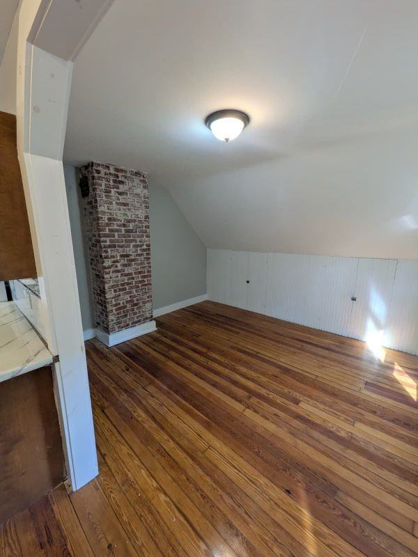 396 Whalley Ave - Photo 5 of 12