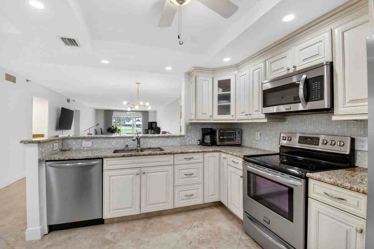300 John F Kennedy Dr ##101 - Photo 3 of 37