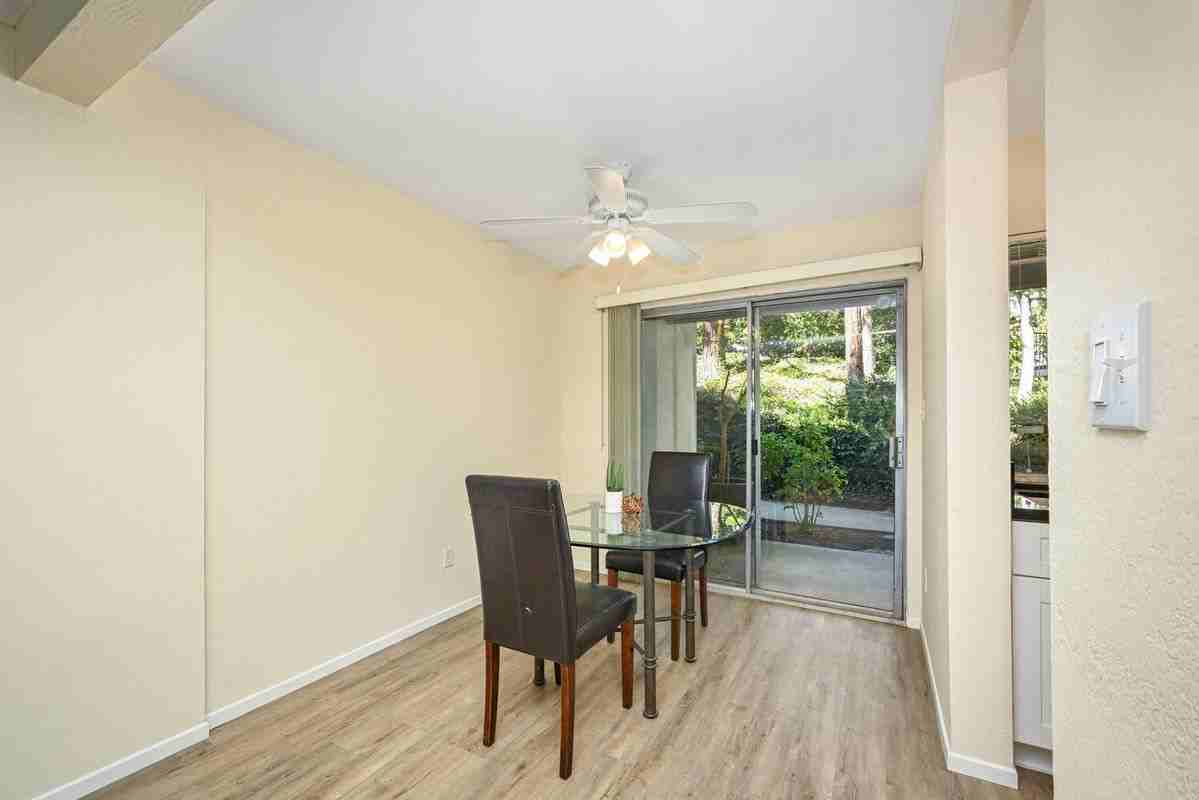 23732 Hillhurst Dr - Photo 5 of 16