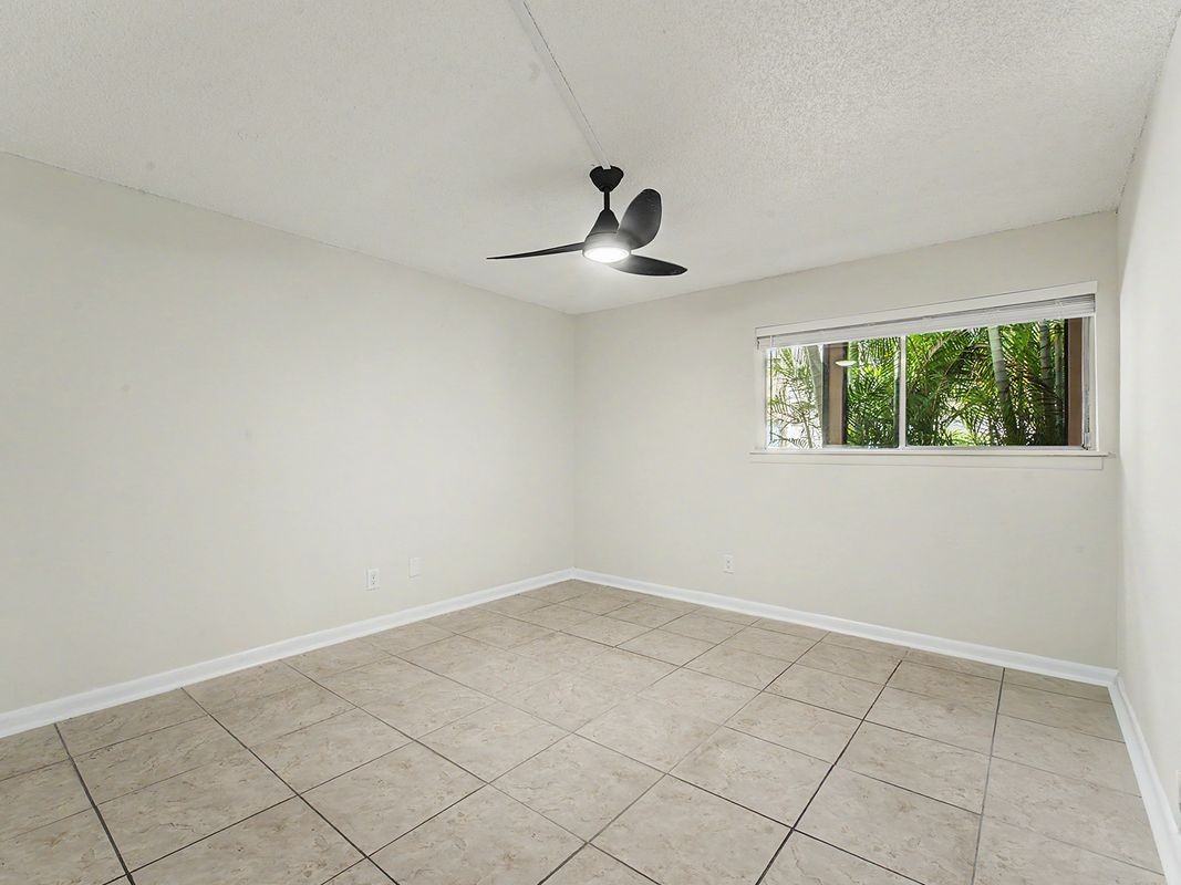 6314 Newtown Cir - Photo 7 of 9
