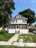 featured image of 2034 Jefferson St