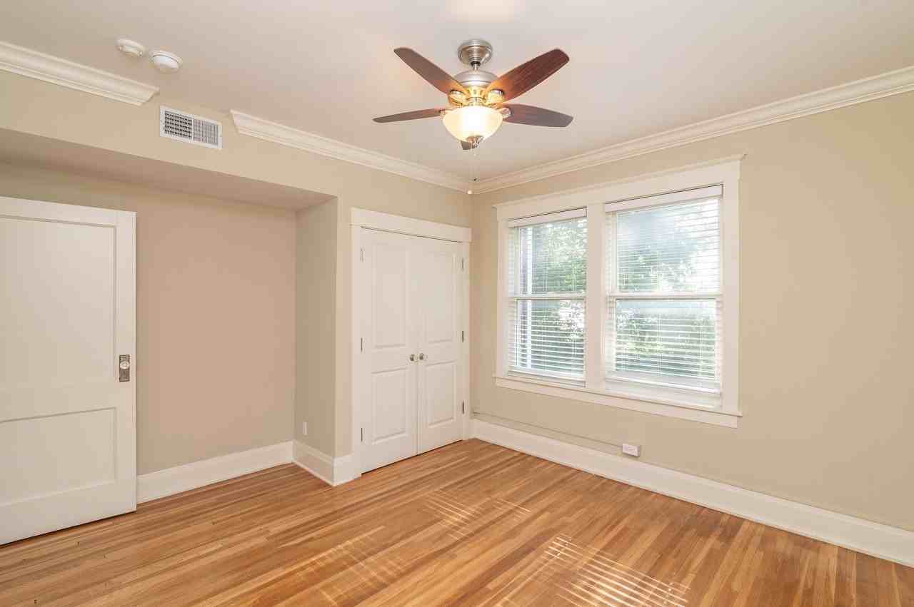 315 Washington Street - Photo 2 of 18