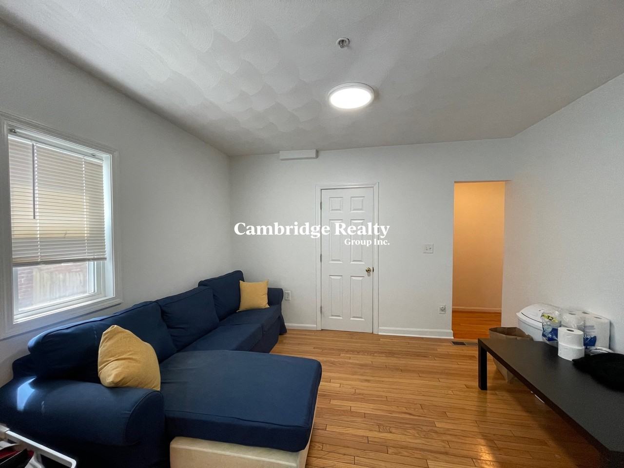 48 Derby St #1T - Photo 5 of 11