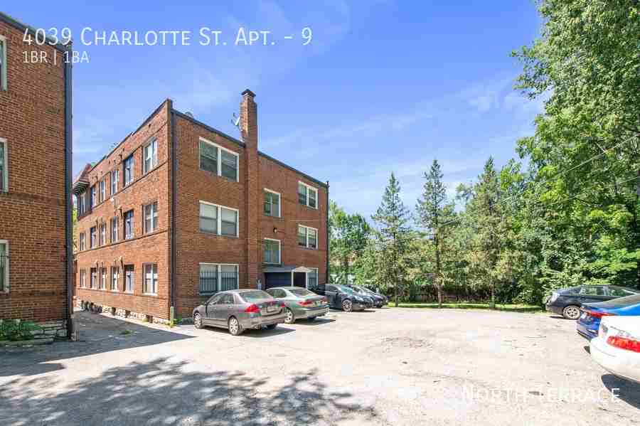 4035-4039 Charlotte - Photo 4 of 4