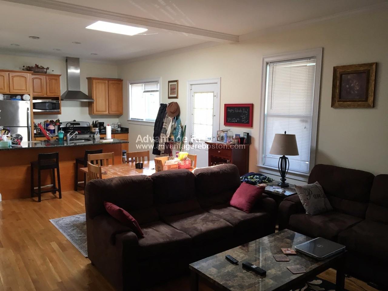 109 5th St - Photo 2 of 8