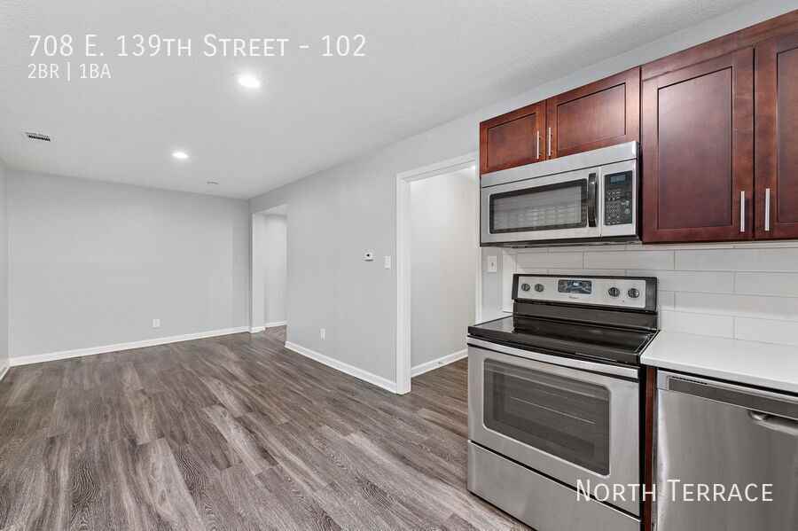 708 E 139th St, Kansas City, MO - Photo 2 of 14