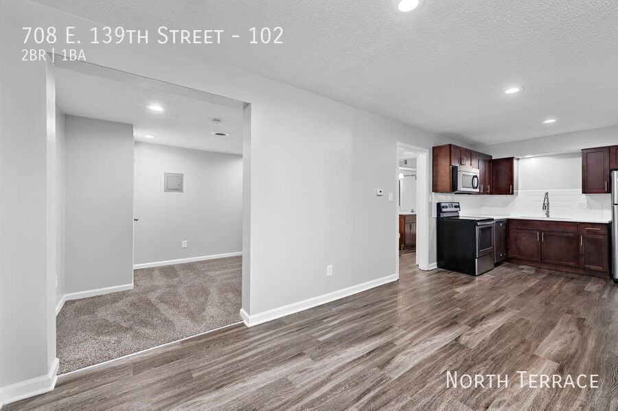 708 E 139th St, Kansas City, MO - Photo 4 of 14