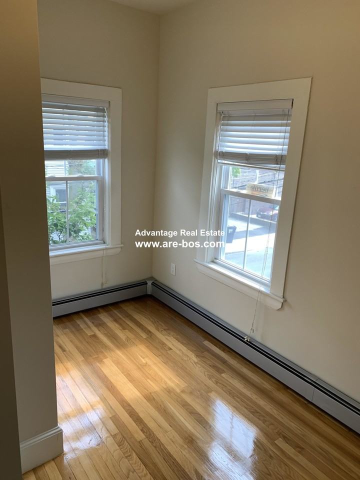 15 Harding St #2 - Photo 2 of 17