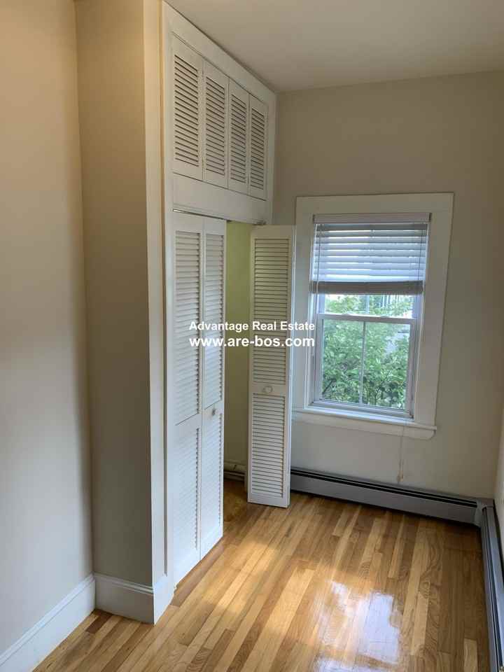 15 Harding St #2 - Photo 3 of 17