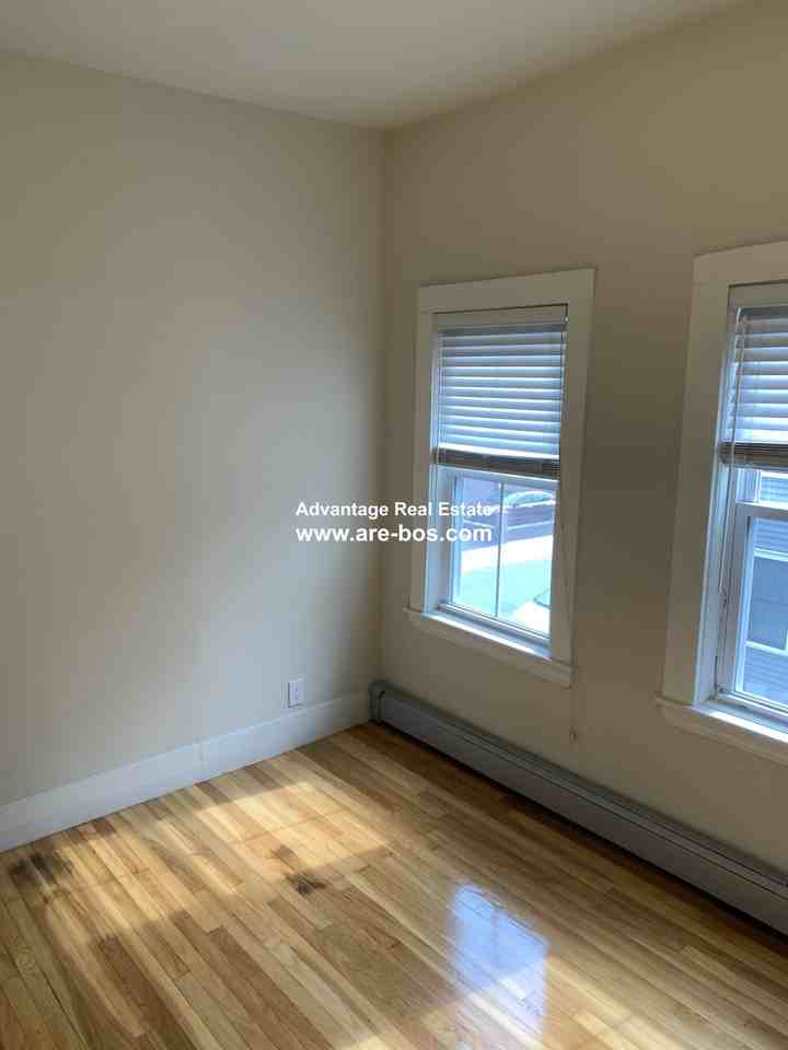 15 Harding St #2 - Photo 7 of 17