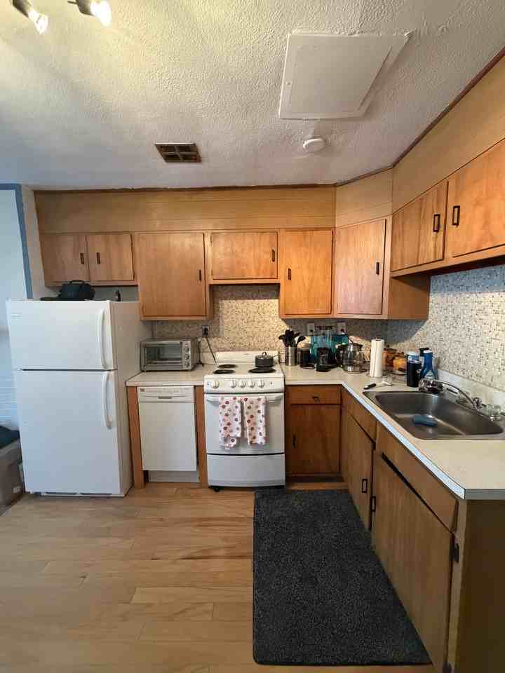 37 Garrison Rd #A - Photo 4 of 7