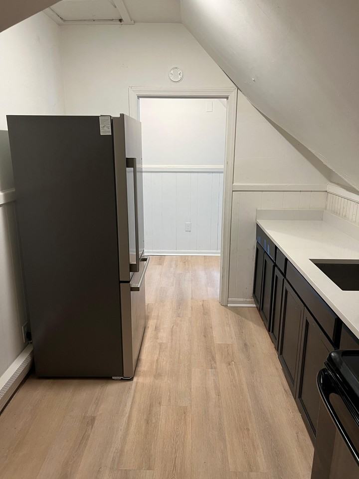 30 High Street - Photo 2 of 11