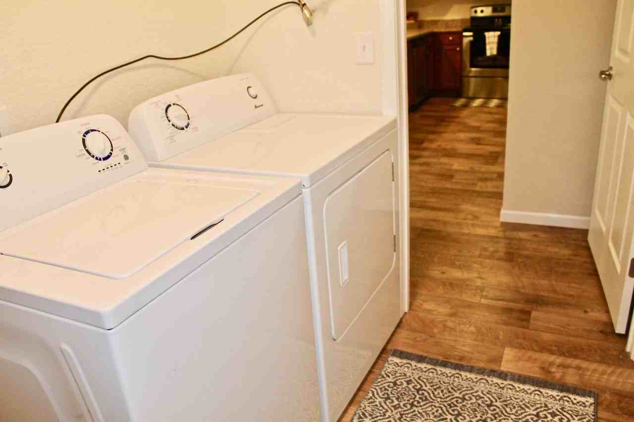 Inverness Apartments - Photo 6 of 30
