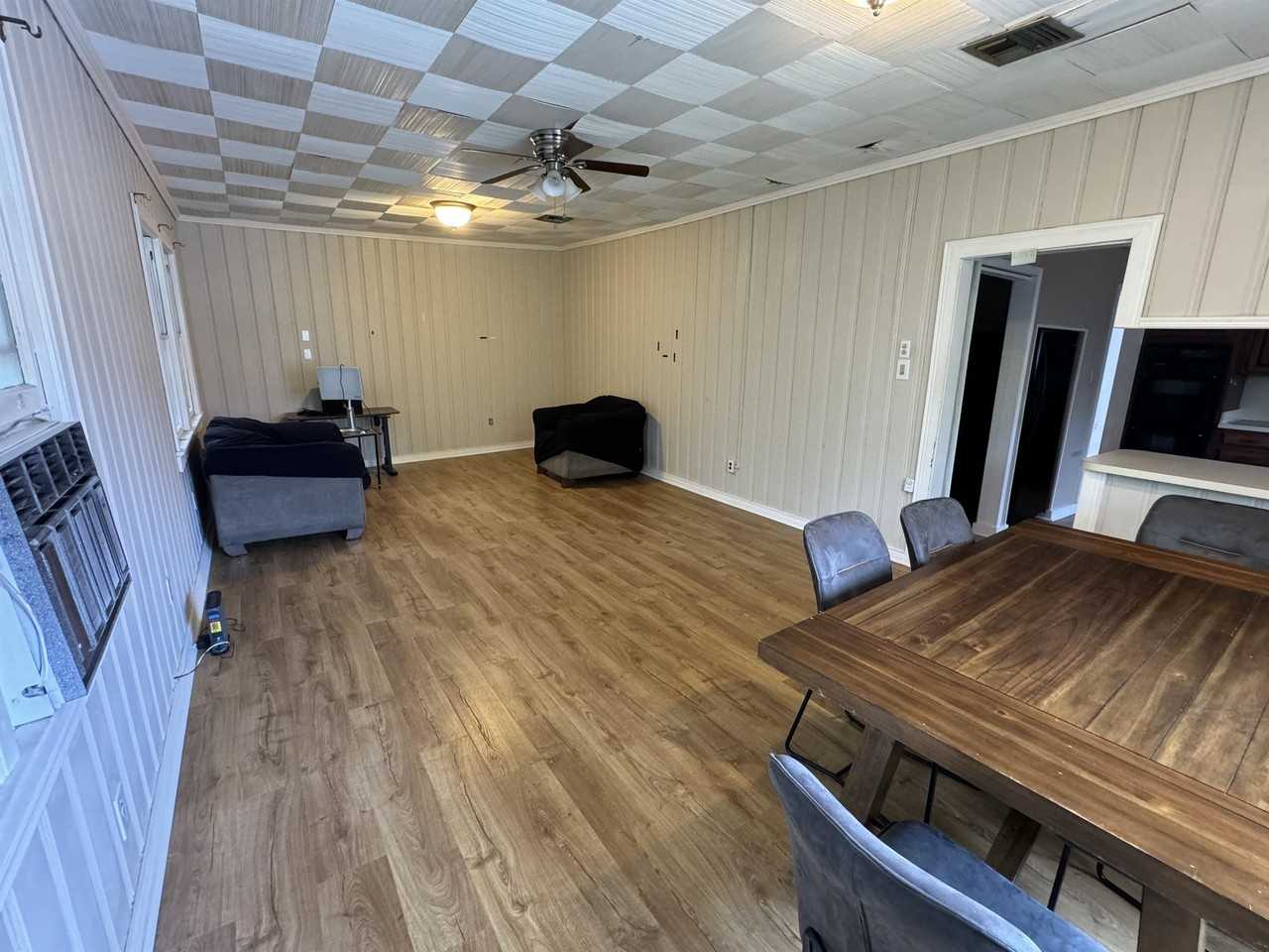 4117 State Street Drive - Photo 2 of 8