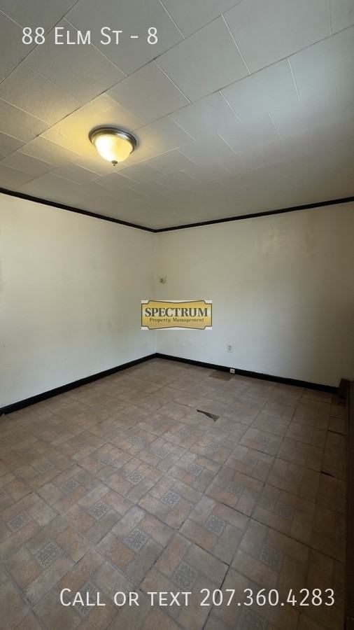 88 Elm St - Photo 7 of 11