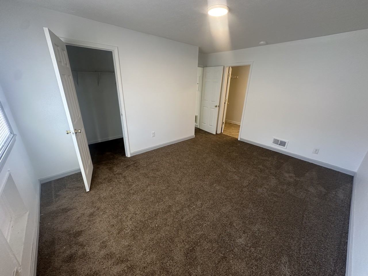 2500 Lindsay A - Photo 4 of 4