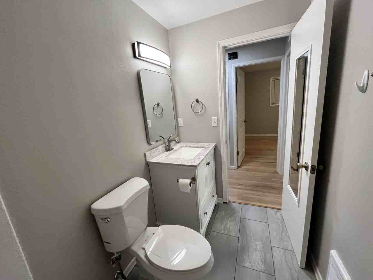 Twinlyn Place Apartments - Photo 5 of 20