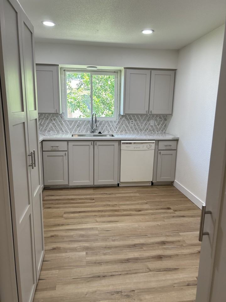 3421 North Paiute Way - Photo 2 of 50