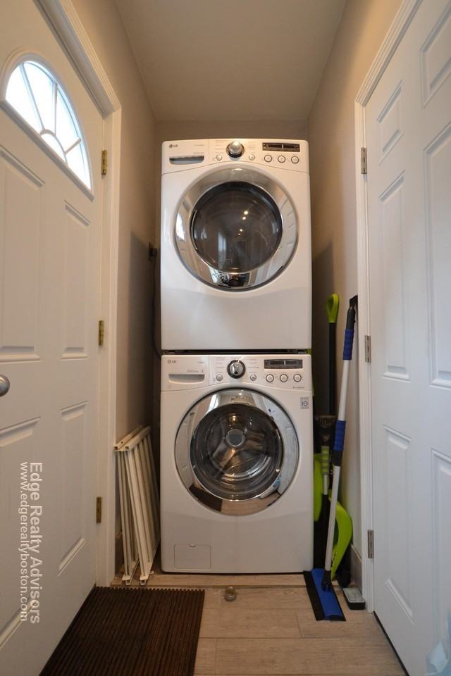 115 Glenville Ave #1 - Photo 4 of 9
