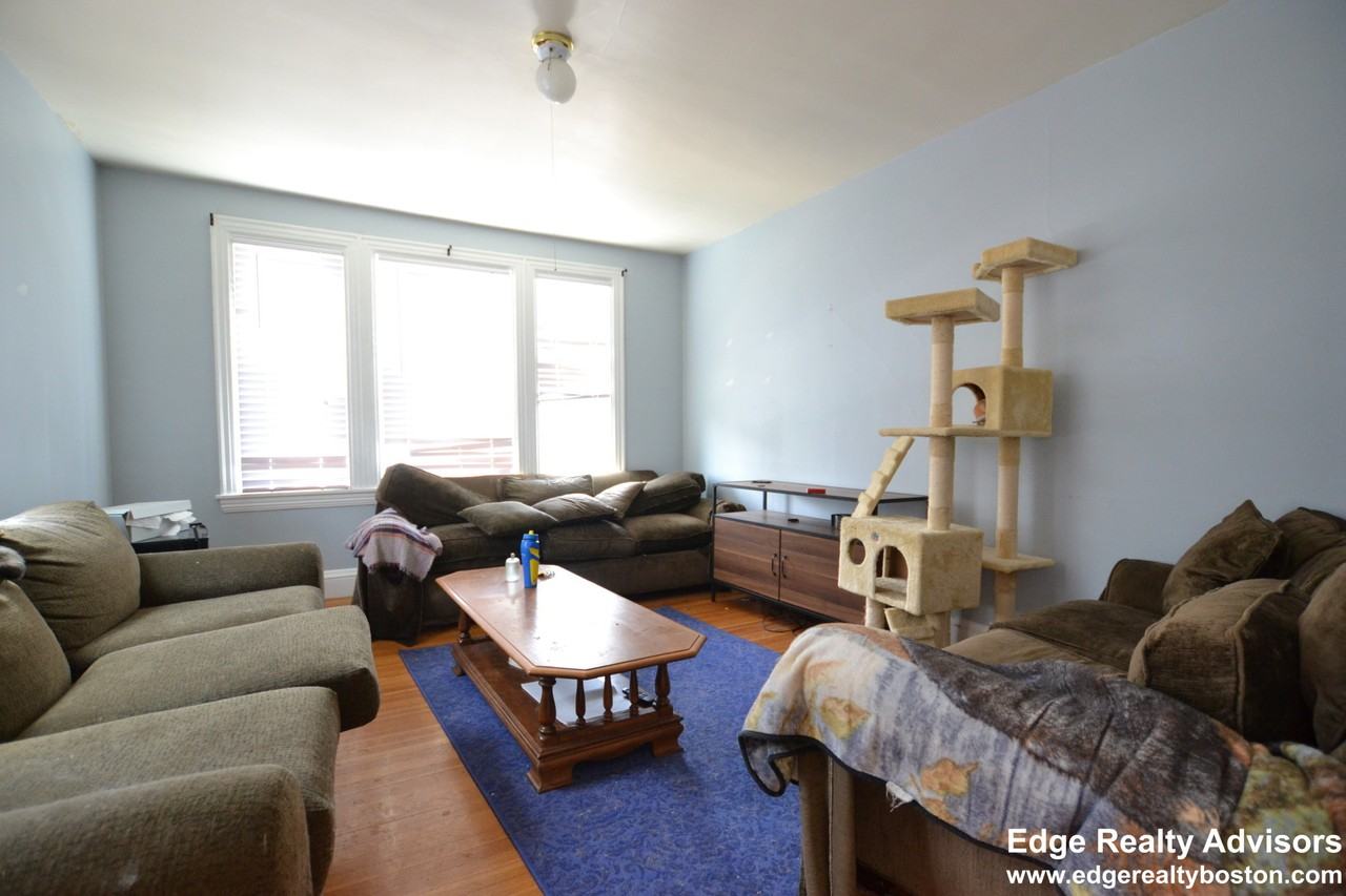 29 Newcastle Rd #2 - Photo 6 of 10
