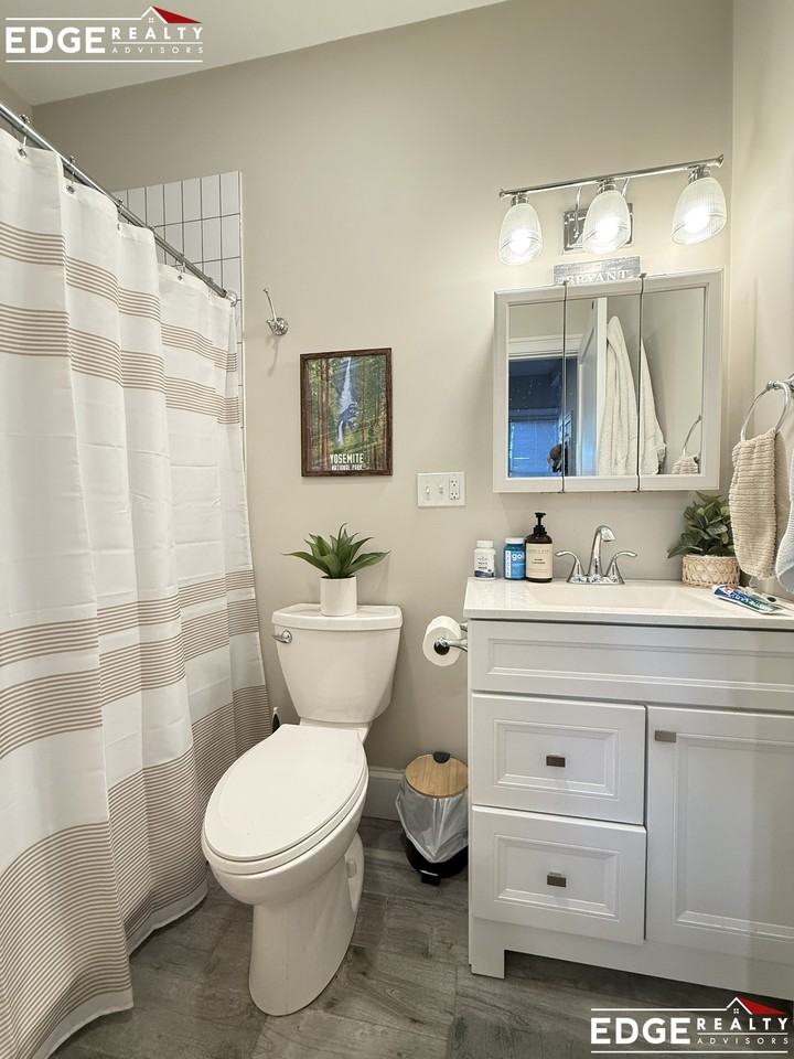 58 Foster St #1 - Photo 4 of 9