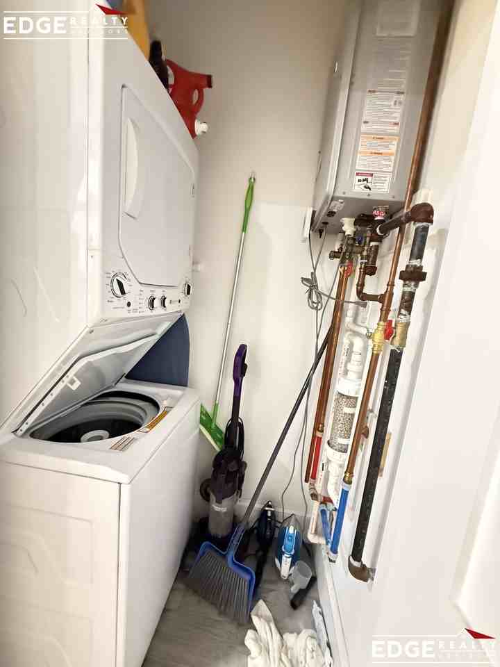 58 Foster St #1 - Photo 6 of 9