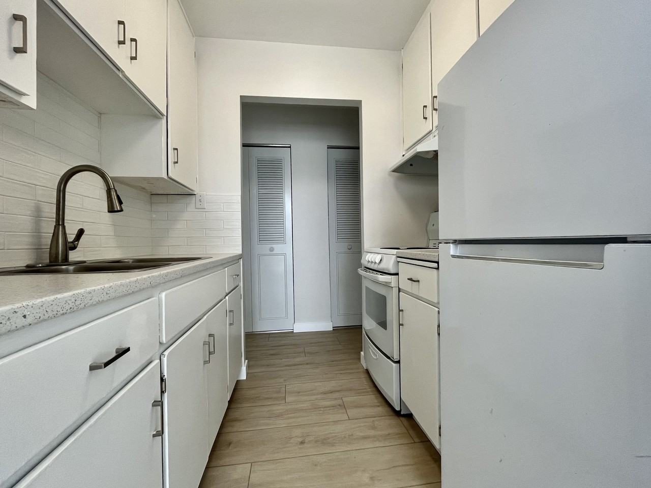 306 Balsam St #20 - Photo 3 of 17