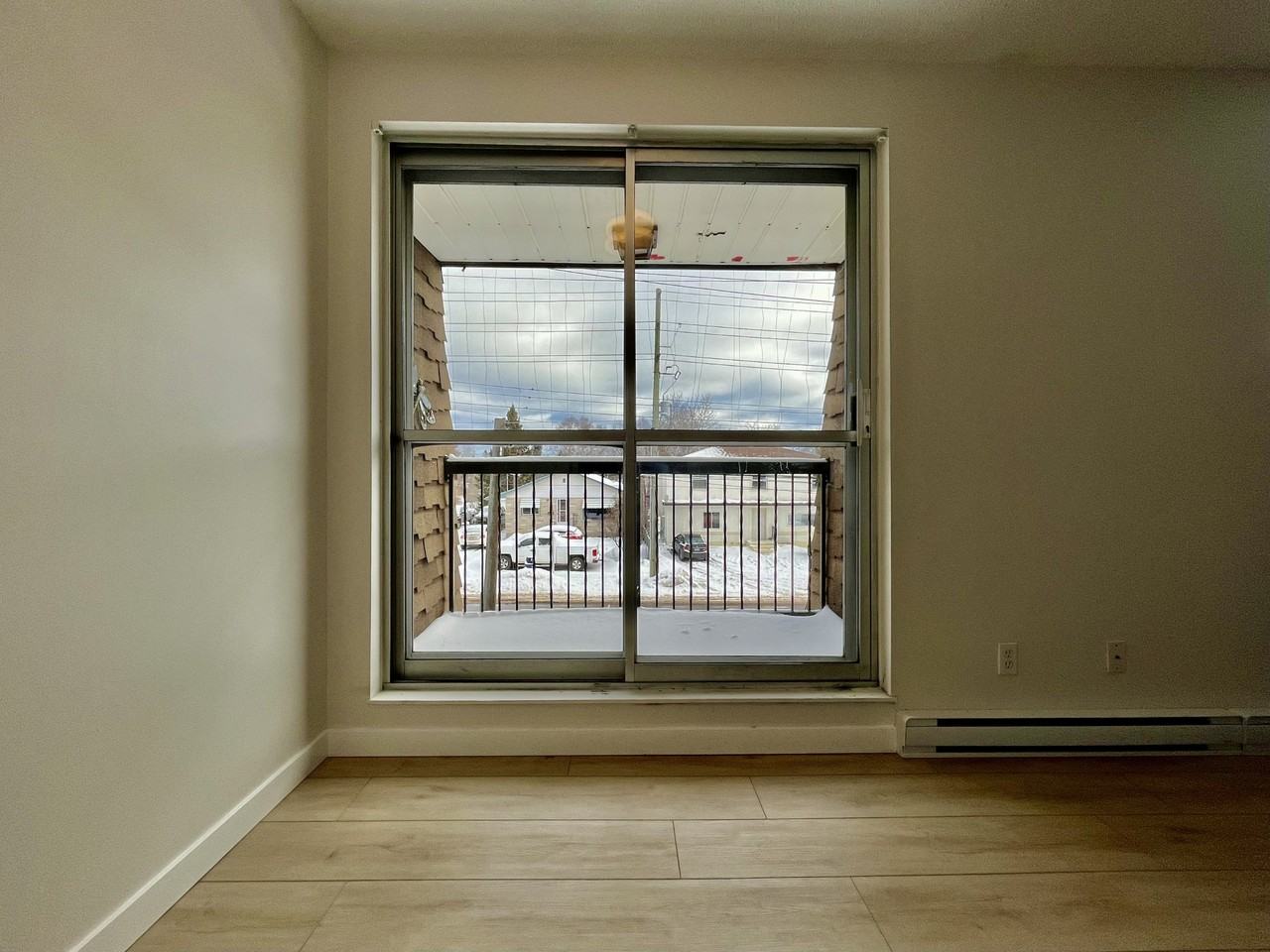 306 Balsam St #20 - Photo 4 of 17