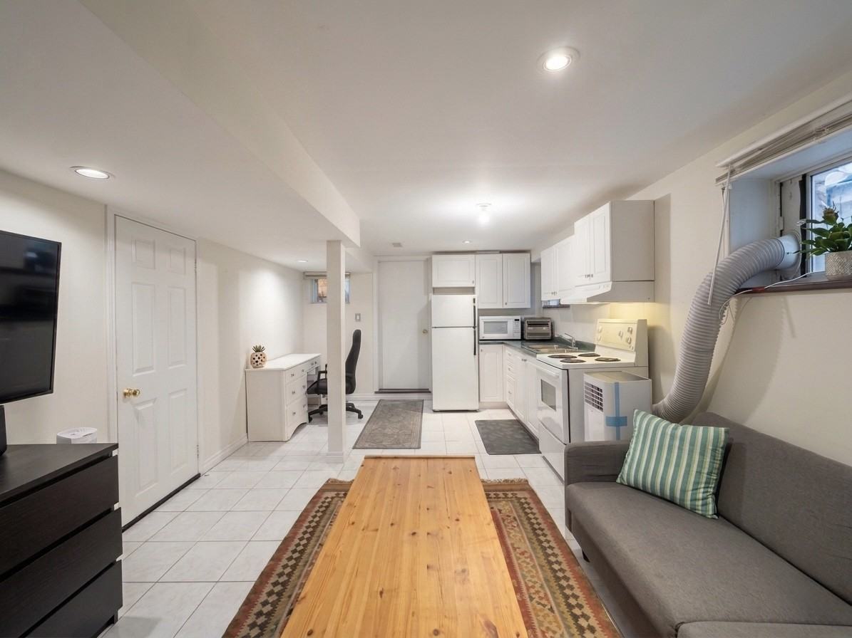 26 Rockvale Ave #BS - Photo 3 of 9