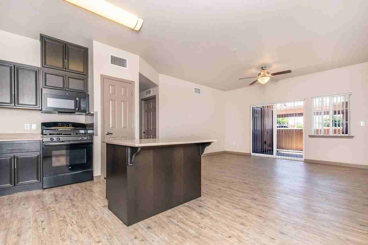 Centennial Place Apartments - Photo 4 of 19