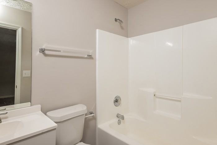350 Mary Alice Dr - Photo 6 of 17