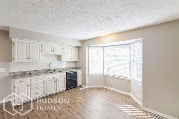 7509 Rolling River Pkwy - Photo 6 of 17