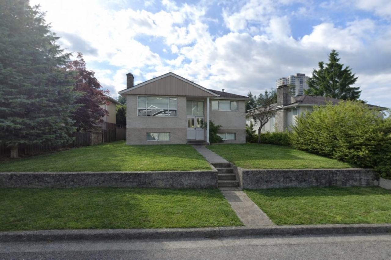 5076 Payne Street - Photo 2 of 6