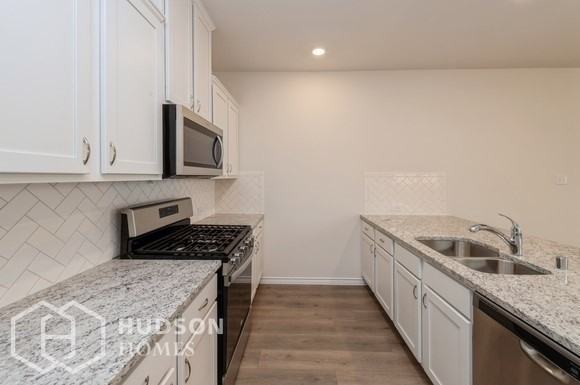 2309 Astapor Dr - Photo 3 of 13