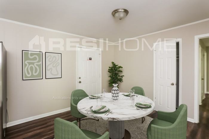 6061 Pine View Ter - Photo 5 of 18