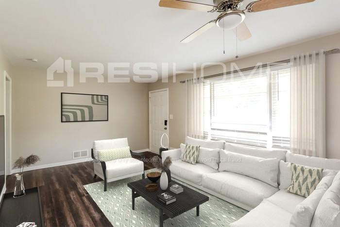 6061 Pine View Ter - Photo 7 of 18