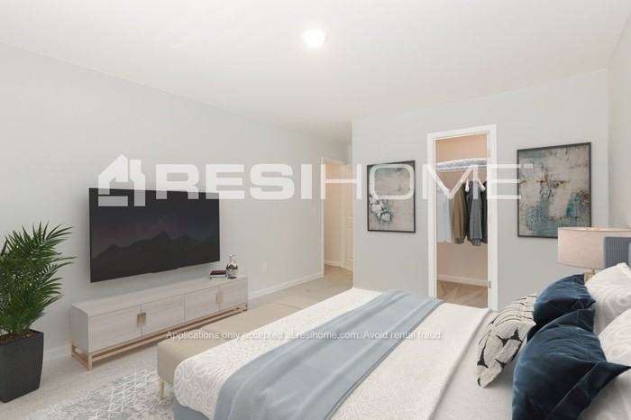 25 Winchester Ave - Photo 7 of 23