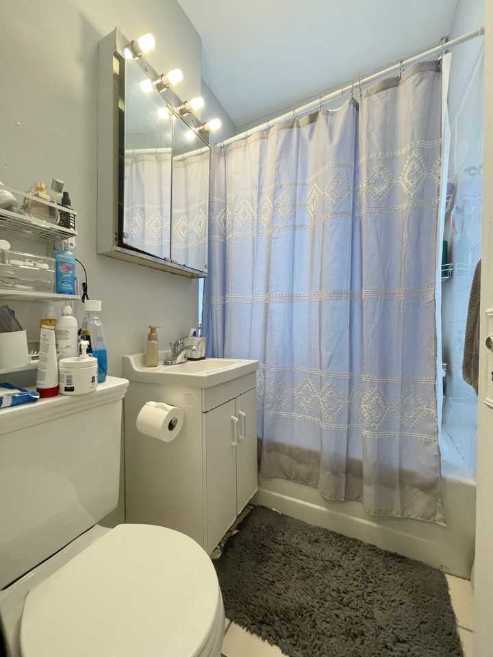 4 Ransom Rd #8 - Photo 6 of 30