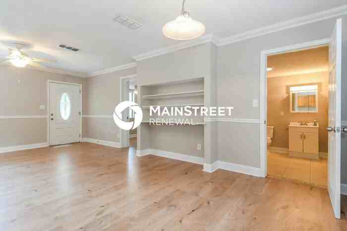 2406 Lake Lucina Dr - Photo 5 of 16