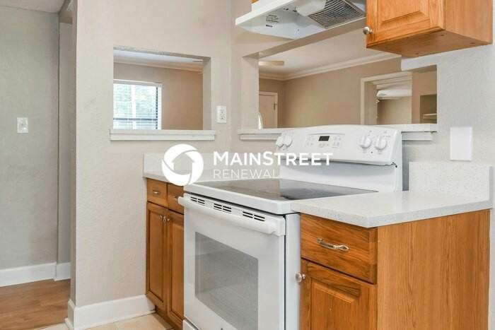 2406 Lake Lucina Dr - Photo 7 of 16