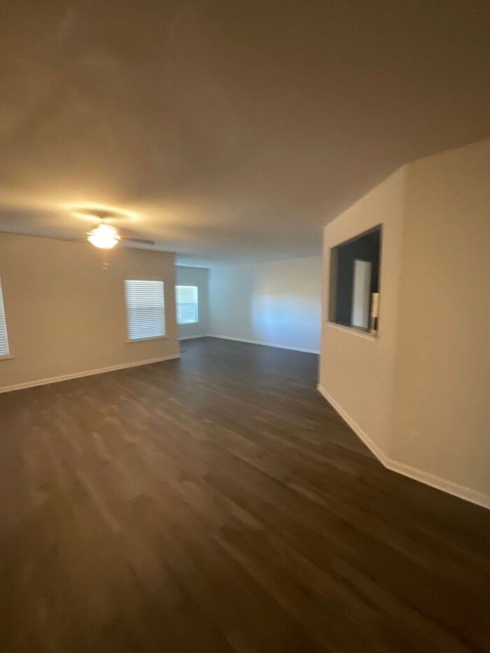 1267 Fendt Dr - Photo 3 of 10