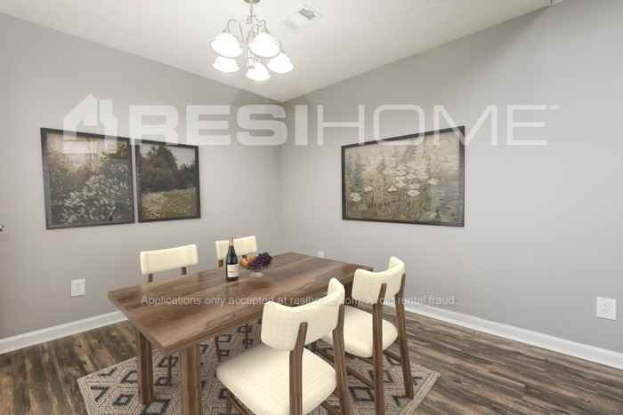 1546 Thornwood Ct - Photo 4 of 17