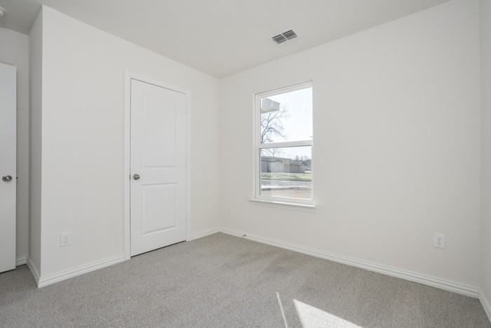 2327 Jodi Ln - Photo 5 of 18