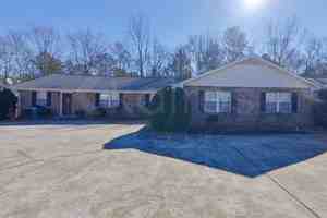 featured image of 250 Deer Pkwy