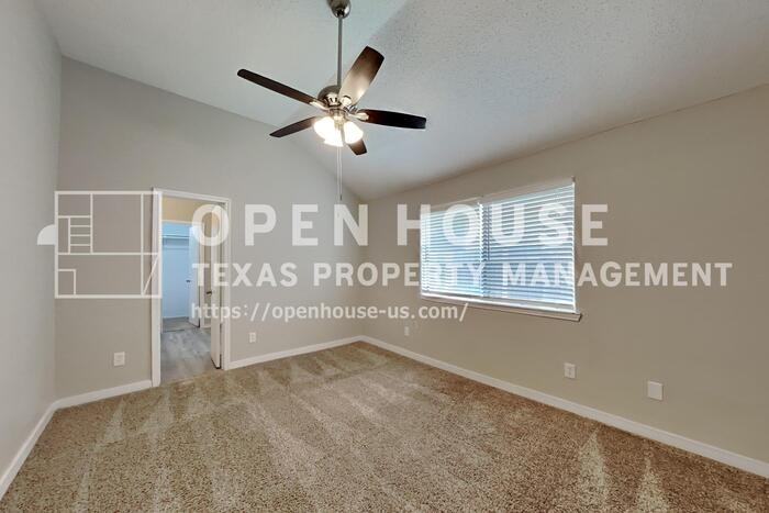 222 Mahogany Dr - Photo 6 of 20