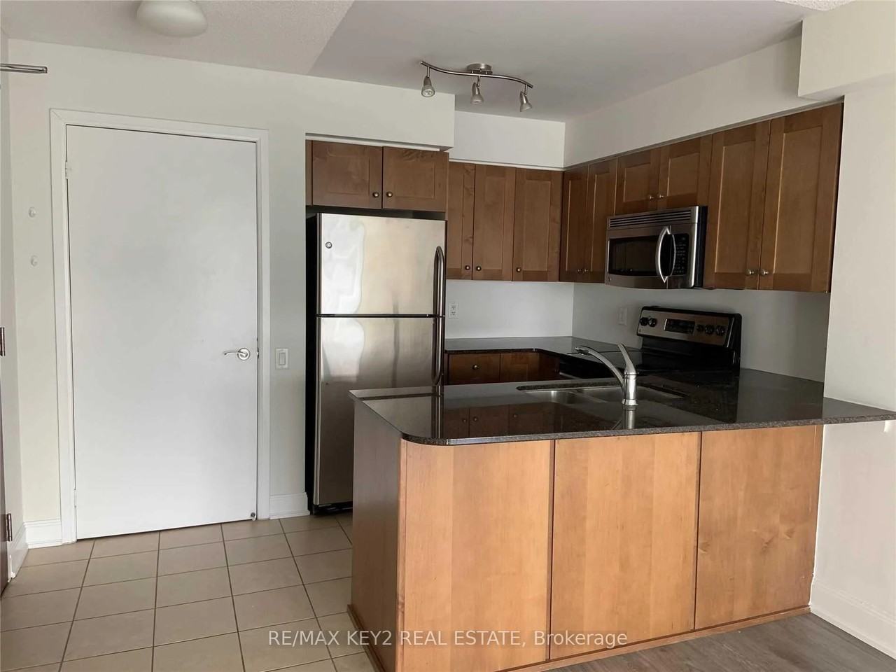 2181 Yonge Street #2307 - Photo 7 of 11