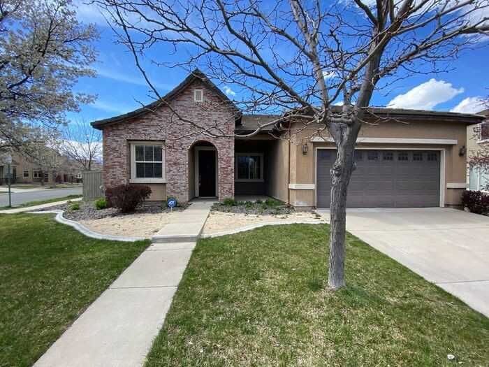 10595 Bliss Ct - Photo 2 of 34