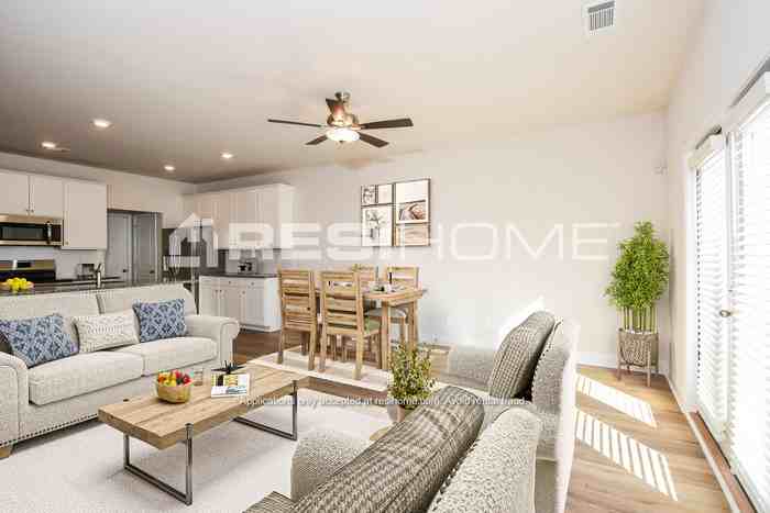 2380 Whitburn Rd - Photo 4 of 19