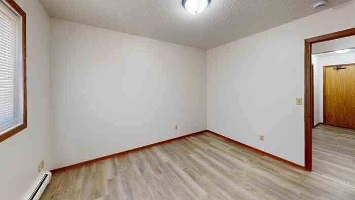 1100 Pleasant St #12 - Photo 4 of 13